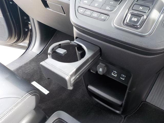 ステップワゴン e:HEVスパーダ 修復歴なし・ワンオーナー・ホンダセンシング・マルチビューカメラ・インターナビ・Bluetooth・バックカメラ・後席モニター・ETC(18枚目)