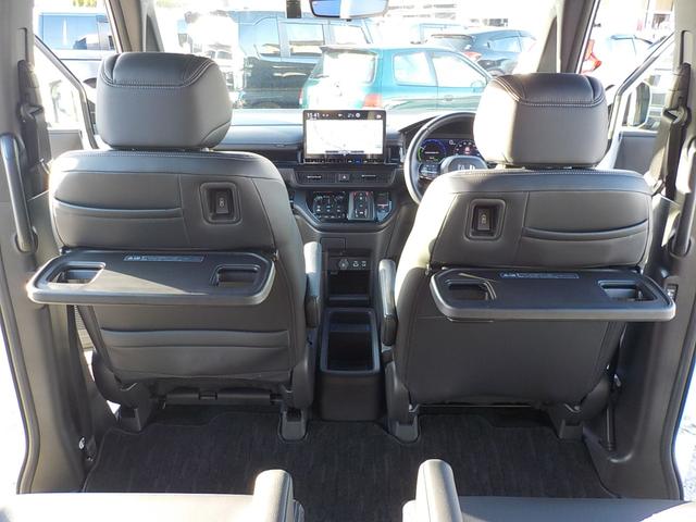 ステップワゴン e:HEVスパーダ ワンオーナー・ホンダコネクト・ホンダセンシング・バックカメラ・アドバンスドルームミラー・前後ドライブレコーダー・LEDヘッドライト・シートヒーター・Wエアコン・ハーフレザーシート(33枚目)