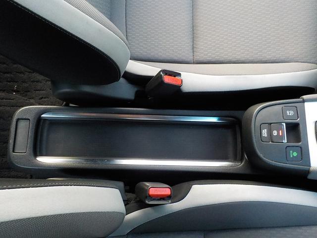 フィット クロスター　ワンオーナー・ツートンボディカラー・ホンダセンシング・Ｂｌｕｅｔｏｏｔｈ・バックカメラ・障害物センサー・衝突被害軽減ブレーキ・ＣＤ＆ＤＶＤ再生可・ＬＥＤヘッドライト（14枚目）