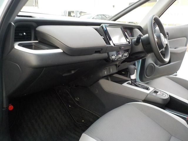 フィット クロスター　ワンオーナー・ツートンボディカラー・ホンダセンシング・Ｂｌｕｅｔｏｏｔｈ・バックカメラ・障害物センサー・衝突被害軽減ブレーキ・ＣＤ＆ＤＶＤ再生可・ＬＥＤヘッドライト（23枚目）