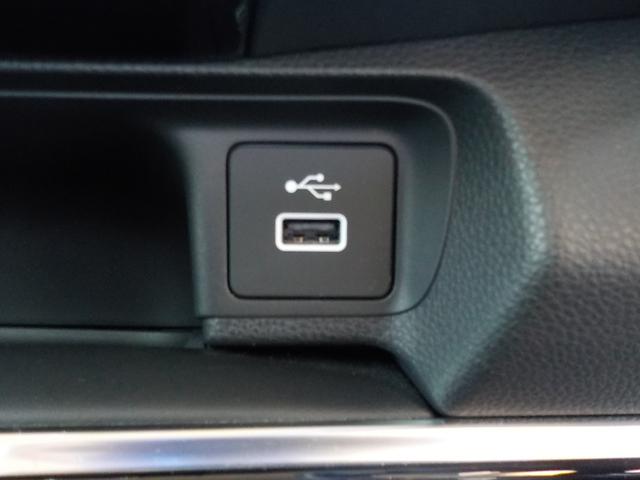 ヴェゼル ｅ：ＨＥＶＺ　ワンオーナー・前後ドライブレコーダー・バックカメラ・マルチビューカメラ・ＥＴＣ２．０・シートヒーター・衝突被害軽減ブレーキ・ＬＥＤヘッドライト・ハーフレザーシート・メモリーナビ・フルセグＴＶ（16枚目）