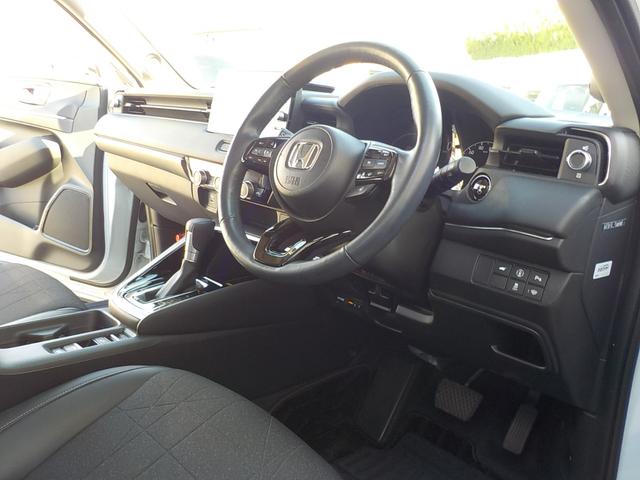 ヴェゼル ｅ：ＨＥＶＺ　ワンオーナー・前後ドライブレコーダー・バックカメラ・マルチビューカメラ・ＥＴＣ２．０・シートヒーター・衝突被害軽減ブレーキ・ＬＥＤヘッドライト・ハーフレザーシート・メモリーナビ・フルセグＴＶ（27枚目）