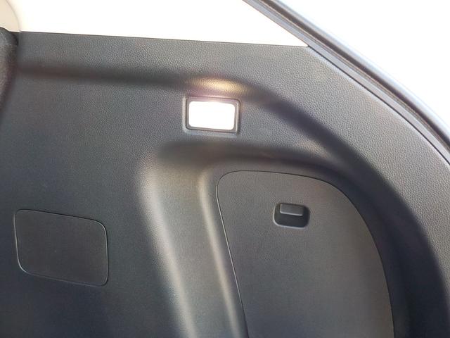 ヴェゼル ｅ：ＨＥＶＺ　ワンオーナー・前後ドライブレコーダー・バックカメラ・マルチビューカメラ・ＥＴＣ２．０・シートヒーター・衝突被害軽減ブレーキ・ＬＥＤヘッドライト・ハーフレザーシート・メモリーナビ・フルセグＴＶ（43枚目）