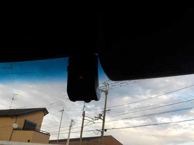 Ｎ－ＢＯＸカスタム Ｇ・Ｌホンダセンシング　ホンダセンシング・バックカメラ・Ｂｌｕｅｔｏｏｔｈ・ＣＤ＆ＤＶＤ再生可・ＥＴＣ車載器・ベンチシート・両側電動スライドドア・メモリーナビ・フルセグＴＶ（11枚目）