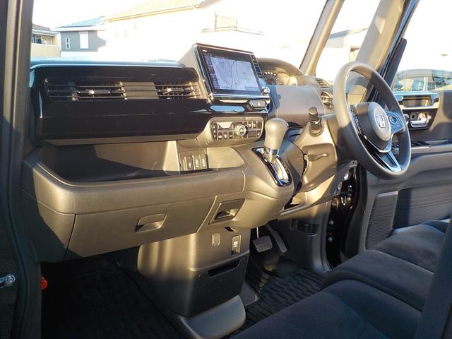 Ｎ－ＢＯＸカスタム Ｌ　ワンオーナー・Ｂｌｕｅｔｏｏｔｈ・シートヒーター・バックカメラ・ホンダセンシング・（19枚目）