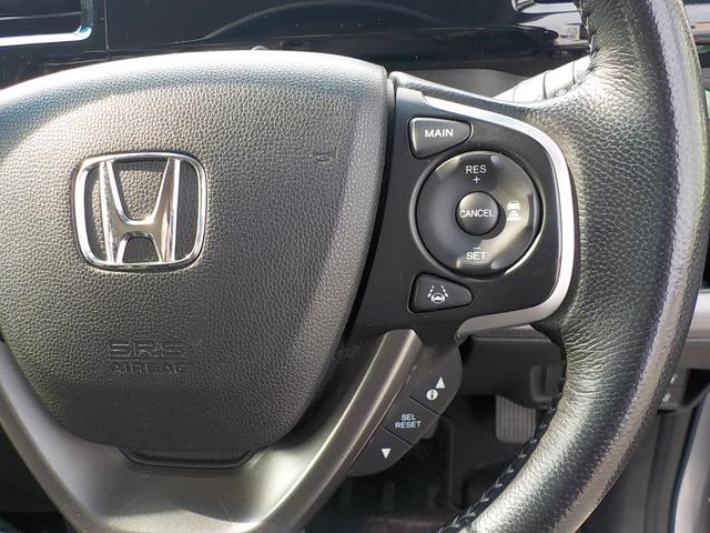 ステップワゴンスパーダ スパーダ ワンオーナー・Bluetooth・ホンダセンシング・バックカメラ・衝突被害軽減ブレーキ・ETC車載器・両側電動スライドドア・LEDヘッドライト・ウォークスルー・CD&DVD再生可(12枚目)