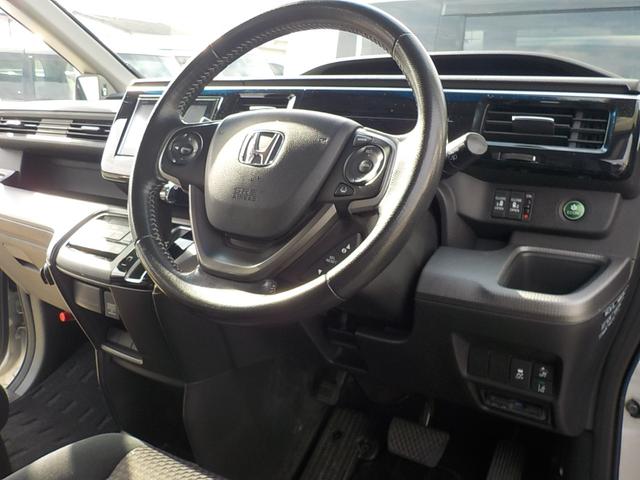 ステップワゴンスパーダ スパーダ ワンオーナー・Bluetooth・ホンダセンシング・バックカメラ・衝突被害軽減ブレーキ・ETC車載器・両側電動スライドドア・LEDヘッドライト・ウォークスルー・CD&DVD再生可(21枚目)