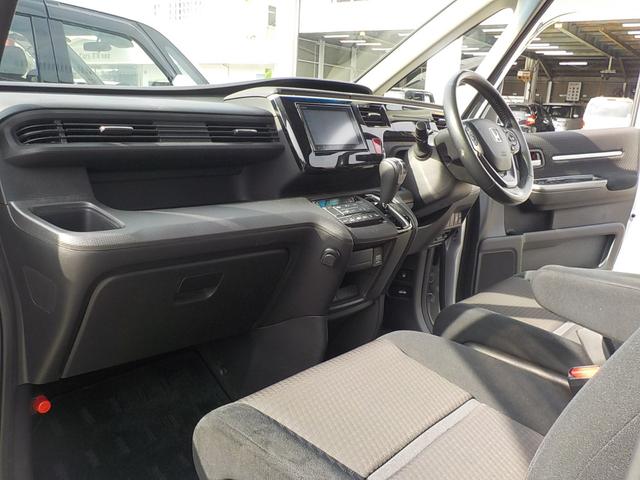 ステップワゴンスパーダ スパーダ ワンオーナー・Bluetooth・ホンダセンシング・バックカメラ・衝突被害軽減ブレーキ・ETC車載器・両側電動スライドドア・LEDヘッドライト・ウォークスルー・CD&DVD再生可(22枚目)