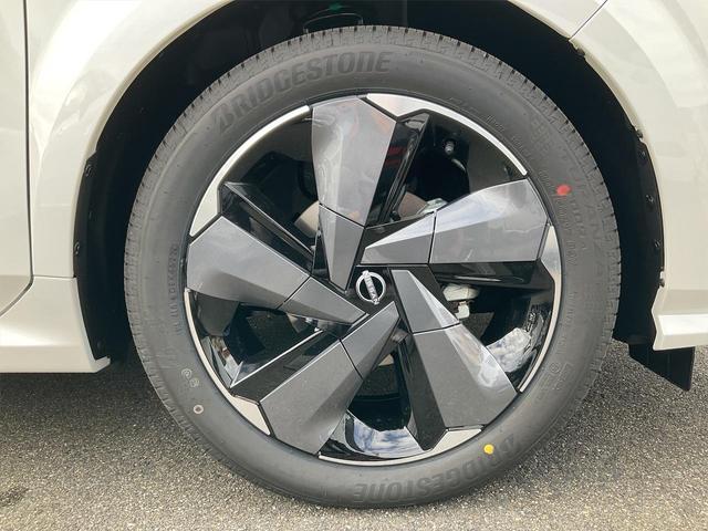 G レザーエディション 登録済み未使用車 全周囲カメラ ナビ TV クリアランスソナー アダプティブクルーズコントロール 衝突被害軽減システム アルミホイール LEDランプ 革シート スマートキー ISS プロパイロット(13枚目)