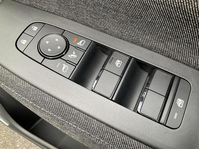 G レザーエディション 登録済み未使用車 全周囲カメラ ナビ TV クリアランスソナー アダプティブクルーズコントロール 衝突被害軽減システム アルミホイール LEDランプ 革シート スマートキー ISS プロパイロット(31枚目)