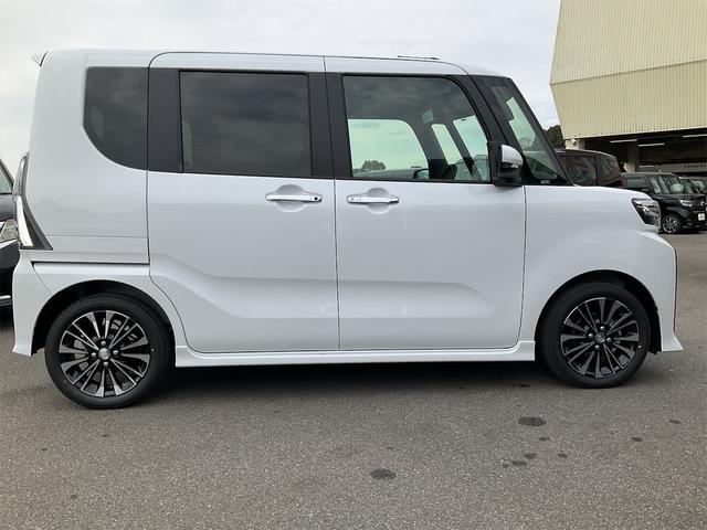 カスタムRS 届け出済み未使用車 バックカメラ 両側電動スライドドア クリアランスソナー レーンアシスト 衝突被害軽減システム オートライト LEDヘッドランプ スマートキー アイドリングストップ 電動格納ミラー(4枚目)