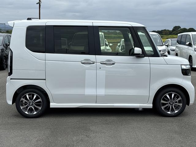 ホンダ Ｎ－ＢＯＸカスタム 14枚目