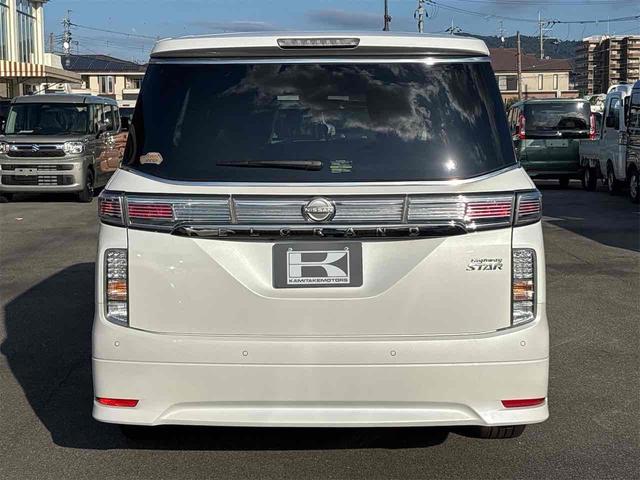 日産 エルグランド 6枚目