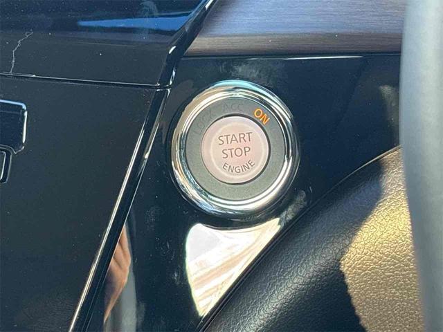 日産 エルグランド 16枚目