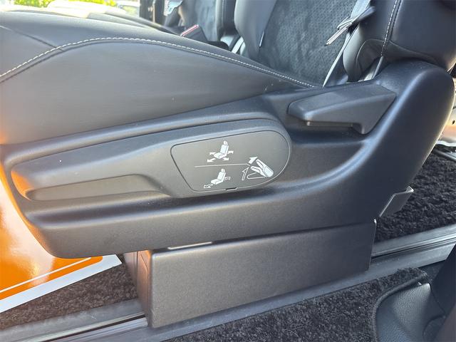 ヴォクシー ＺＳ　煌ＩＩＩ　ドライブレコーダー　ＥＴＣ　ナビ　クリアランスソナー　オートクルーズコントロール　レーンアシスト　衝突被害軽減システム　両側電動スライドドア　オートマチックハイビーム　オートライト　ＬＥＤヘッドランプ（12枚目）