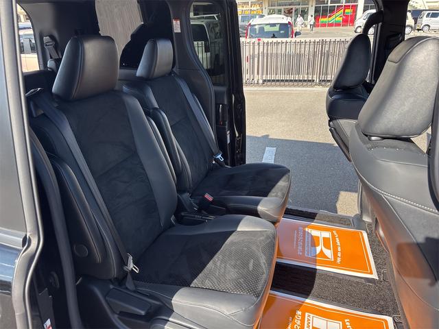 ヴォクシー ＺＳ　煌ＩＩＩ　ドライブレコーダー　ＥＴＣ　ナビ　クリアランスソナー　オートクルーズコントロール　レーンアシスト　衝突被害軽減システム　両側電動スライドドア　オートマチックハイビーム　オートライト　ＬＥＤヘッドランプ（13枚目）