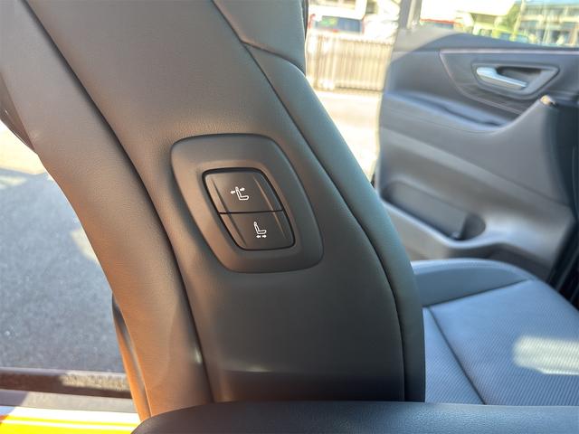 アルファードハイブリッド Ｚ　全周囲カメラ　ナビ　クリアランスソナー　オートクルーズコントロール　レーンアシスト　衝突被害軽減システム　両側電動スライドドア　オートマチックハイビーム　ＬＥＤヘッドランプ　電動リアゲート（25枚目）