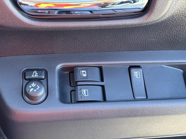 アトレー ＲＳ　ＥＴＣ　バックカメラ　両側電動スライドドア　クリアランスソナー　アダプティブクルーズコントロール　衝突被害軽減システム　オートライト　ＬＥＤヘッドランプ　スマートキー　電動格納ミラー（10枚目）