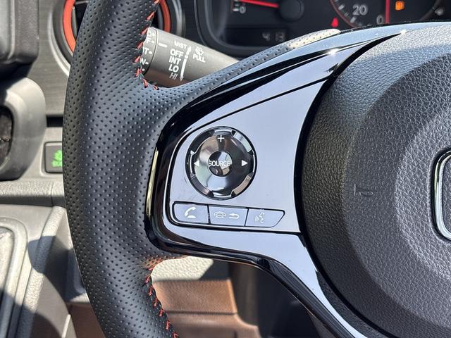 Ｎ－ＯＮＥ ＲＳ　バックカメラ　クリアランスソナー　オートクルーズコントロール　レーンアシスト　衝突被害軽減システム　オートライト　ＬＥＤヘッドランプ　スマートキー　アイドリングストップ　電動格納ミラー　シートヒーター（13枚目）