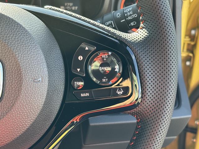 Ｎ－ＯＮＥ ＲＳ　バックカメラ　クリアランスソナー　アダプティブクルーズコントロール　レーンアシスト　衝突被害軽減システム　オートライト　ＬＥＤ　スマートキー　アイドリングストップ　電動格納ミラー　シートヒーター（5枚目）