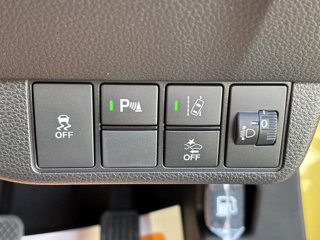 Ｎ－ＯＮＥ ＲＳ　バックカメラ　クリアランスソナー　アダプティブクルーズコントロール　レーンアシスト　衝突被害軽減システム　オートライト　ＬＥＤ　スマートキー　アイドリングストップ　電動格納ミラー　シートヒーター（10枚目）