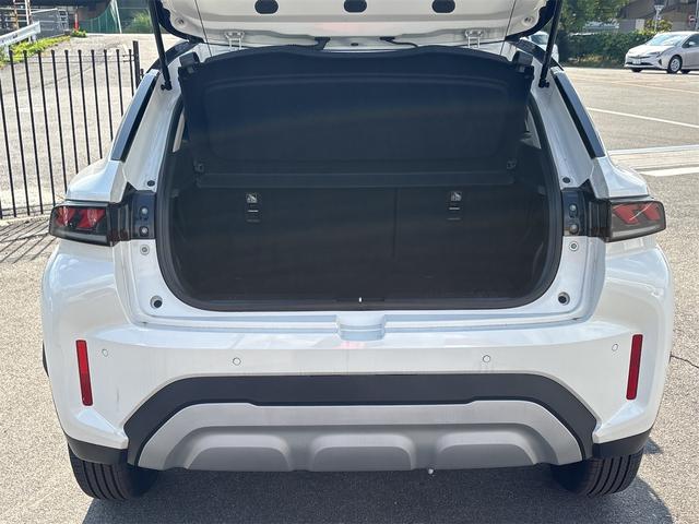 フロンクス ベースグレード クリアランスソナー オートクルーズコントロール レーンアシスト 衝突被害軽減システム ナビ LEDヘッドランプ アルミホイール スマートキー アイドリングストップ 電動格納ミラー シートヒーター AT(19枚目)