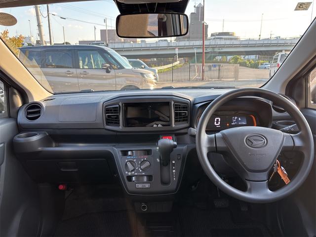 ダイハツ ミライース 9枚目