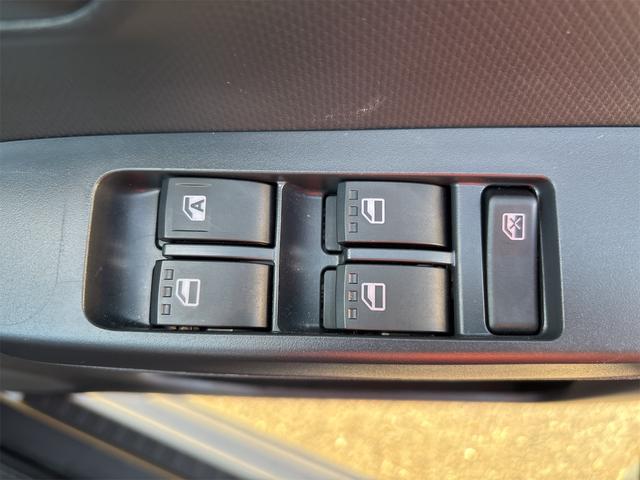 ダイハツ ミライース 13枚目