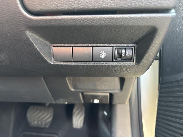 日産 ノート 19枚目