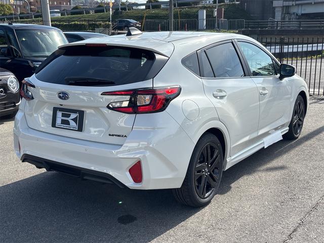 スバル インプレッサ 8枚目