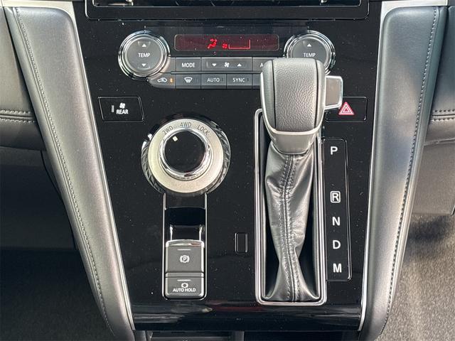 三菱 デリカＤ：５ 11枚目