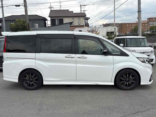 ステップワゴンスパーダ Modulo Xホンダセンシング 7人乗り ドライブレコーダー ETC バックカメラ 純正ナビ クリアランスソナー オートクルーズコントロール レーンアシスト 衝突被害軽減システム 両側電動スライドドア オートライ(5枚目)