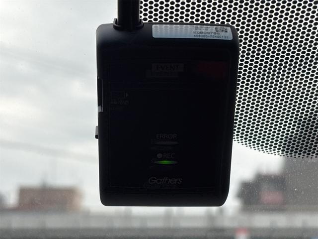 ステップワゴンスパーダ Modulo Xホンダセンシング 7人乗り ドライブレコーダー ETC バックカメラ 純正ナビ クリアランスソナー オートクルーズコントロール レーンアシスト 衝突被害軽減システム 両側電動スライドドア オートライ(12枚目)