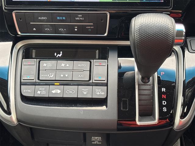 ステップワゴンスパーダ Modulo Xホンダセンシング 7人乗り ドライブレコーダー ETC バックカメラ 純正ナビ クリアランスソナー オートクルーズコントロール レーンアシスト 衝突被害軽減システム 両側電動スライドドア オートライ(15枚目)