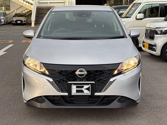 ノート Ｘ　ドライブレコーダー　ＥＴＣ　バックカメラ　ナビ　ＴＶ　クリアランスソナー　衝突被害軽減システム　スマートキー　アイドリングストップ　ＣＶＴ　盗難防止システム　衝突安全ボディ　ＡＢＳ　ＥＳＣ　ＵＳＢ（2枚目）