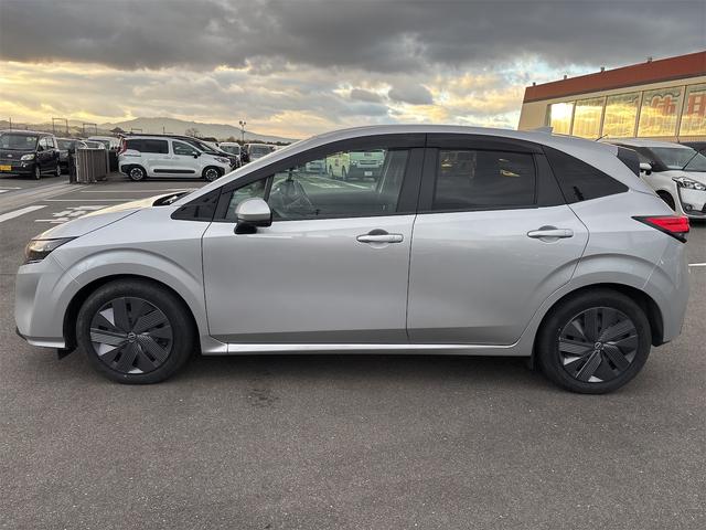 ノート Ｘ　ドライブレコーダー　ＥＴＣ　バックカメラ　ナビ　ＴＶ　クリアランスソナー　衝突被害軽減システム　スマートキー　アイドリングストップ　ＣＶＴ　盗難防止システム　衝突安全ボディ　ＡＢＳ　ＥＳＣ　ＵＳＢ（4枚目）