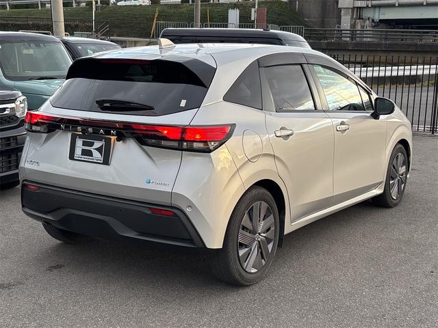 ノート Ｘ　ドライブレコーダー　ＥＴＣ　バックカメラ　ナビ　ＴＶ　クリアランスソナー　衝突被害軽減システム　スマートキー　アイドリングストップ　ＣＶＴ　盗難防止システム　衝突安全ボディ　ＡＢＳ　ＥＳＣ　ＵＳＢ（8枚目）