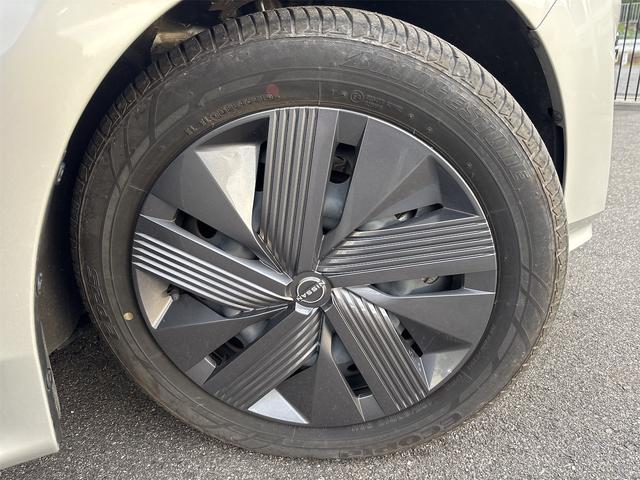 ノート Ｘ　ドライブレコーダー　ＥＴＣ　バックカメラ　ナビ　ＴＶ　クリアランスソナー　衝突被害軽減システム　スマートキー　アイドリングストップ　ＣＶＴ　盗難防止システム　衝突安全ボディ　ＡＢＳ　ＥＳＣ　ＵＳＢ（9枚目）