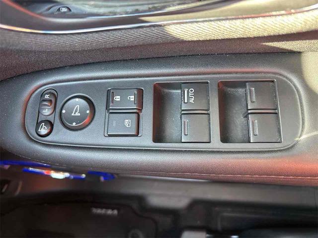 �p���[�E�B���h�E�t�����^�]�ȂőS���̑����J���邱�Ƃ��\�I�I���K�Ƀh���C�u�����y���݂��������܂���