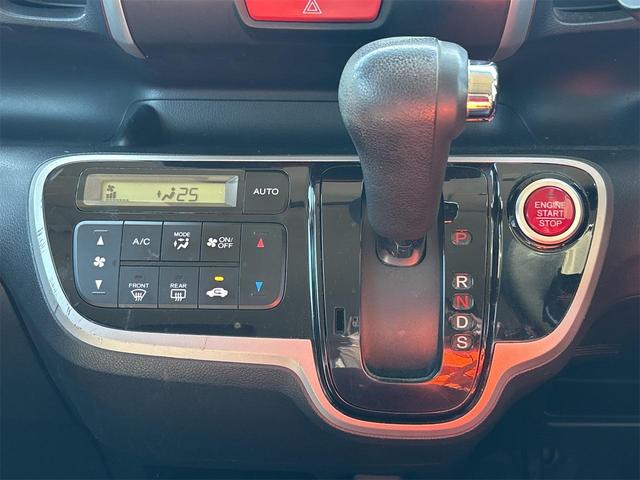 ���i�����ގ��ɕK�����삷�郌�o�[�ł��B����̂��₷�����̂ɂȂ��Ă��܂��B���Ј�x�̊����Ă��������B