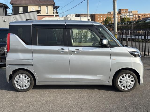 ルークス Ｓ　両側スライドドア　クリアランスソナー　衝突被害軽減システム　キーレスエントリー　アイドリングストップ　電動格納ミラー　ベンチシート　ＣＶＴ　盗難防止システム　ＡＢＳ　ＥＳＣ　ＣＤ（5枚目）