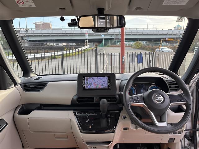 ルークス Ｘ　ドライブレコーダー　ＥＴＣ　両側スライド・片側電動　ナビ　クリアランスソナー　衝突被害軽減システム　オートライト　スマートキー　電動格納ミラー　ベンチシート　ＣＶＴ　盗難防止システム　ＡＢＳ　ＥＳＣ（11枚目）