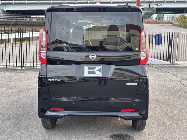 ルークス Ｓ　両側スライドドア　クリアランスソナー　レーンアシスト　衝突被害軽減システム　キーレスエントリー　アイドリングストップ　電動格納ミラー　ベンチシート　ＣＶＴ　盗難防止システム　ＡＢＳ　ＥＳＣ（7枚目）