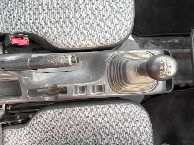 キャリイトラック ＫＣエアコン・パワステ　ＭＴ　エアコン　パワーステアリング　運転席エアバッグ（6枚目）