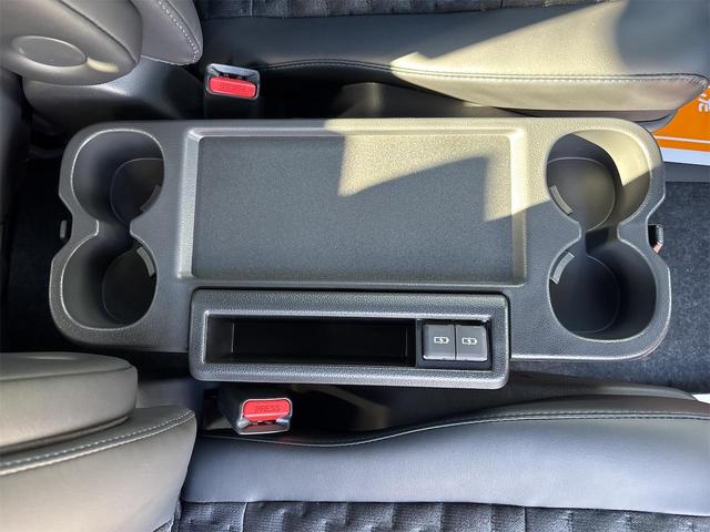 トヨタ ヴォクシー 28枚目