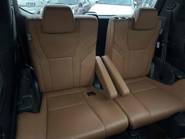 トヨタ ヴェルファイアハイブリッド 22枚目