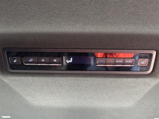 ヴォクシー ハイブリッドＳ－Ｚ　快適利便パッケージ　プロジェクター式ＬＥＤヘッドランプ、ブラインドスポットモニター、ディスプレイオーディオプラス、ドライビングサポートパッケージ　ＥＴＣ（26枚目）