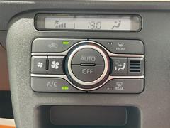 【オートエアコン】車内外の気温をセンサーで検知し、最適な温度の風を送ることでいつでも快適な温度に保つことができます！いつでも快適な車内温度を提供します。 7