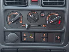 ڥޥ˥奢륨ľŪǤ륨ǤȤޥ˥奢ߤ¿Ǥ̤͡٤٤ĴǤΤǤĤǤ⤪ߤβٴǱžǤޤ 5