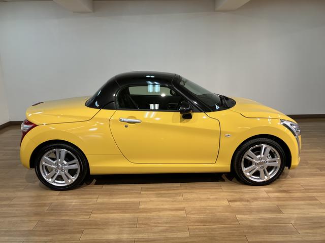 コペン ローブ　届出済未使用車・ターボエンジン・シートヒーター・ＬＥＤヘッドライト・フォグランプ・ステアリングスイッチ・電動開閉ルーフ・コーナーセンサー・アイドリングストップ１年間走行距離無制限保証（4枚目）